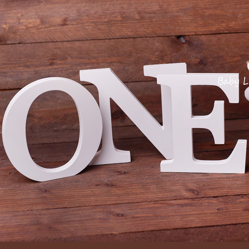 ป้ายไม้ตัวอักษร ONE แบบตั้งได้ - Photography Prompt บทวิจารณ์และราคา
